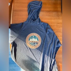 Causwell long sleeve hooded sun shirt